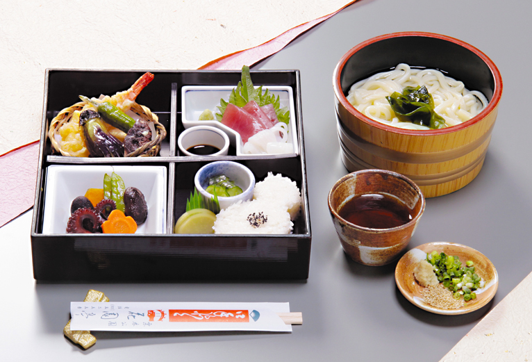 松花堂弁当(ひさご)